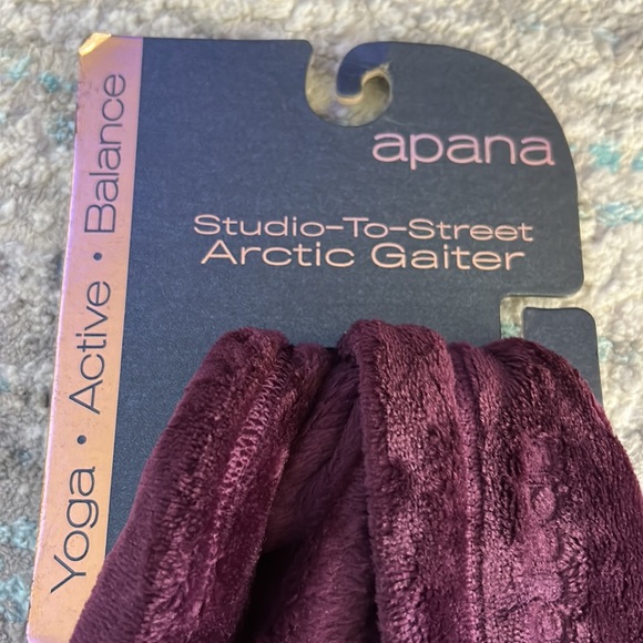 Apana Arctic Gator - Picture 2 of 4